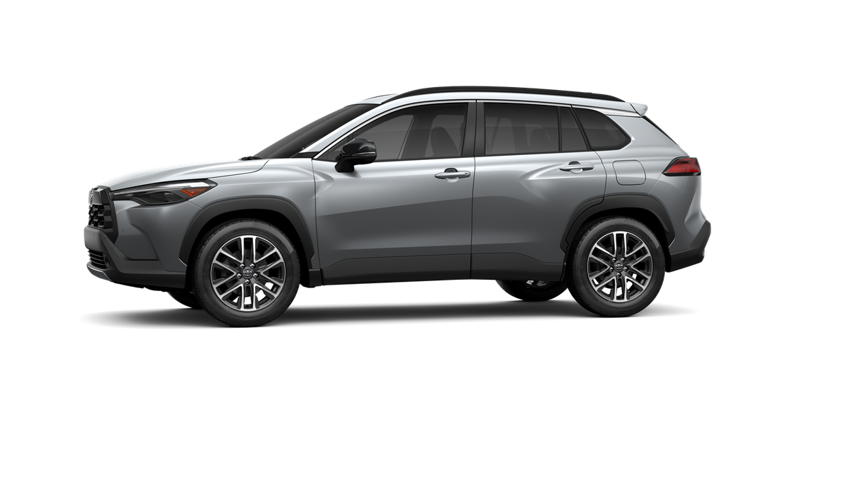 2026 Toyota Corolla Cross XLE photo 5