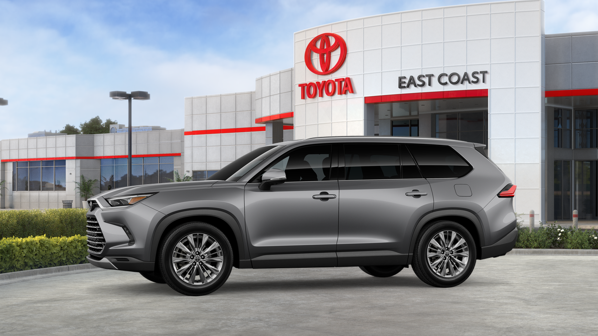 New 2026 Heavy Metal <sup>1</sup> Toyota  Platinum image 6