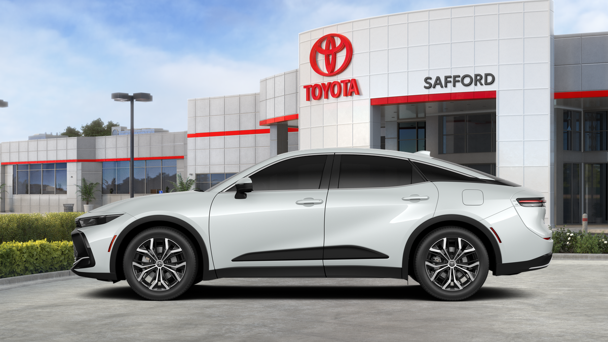 New 2026 Oxygen White <sup>1</sup> Toyota  XLE image 6