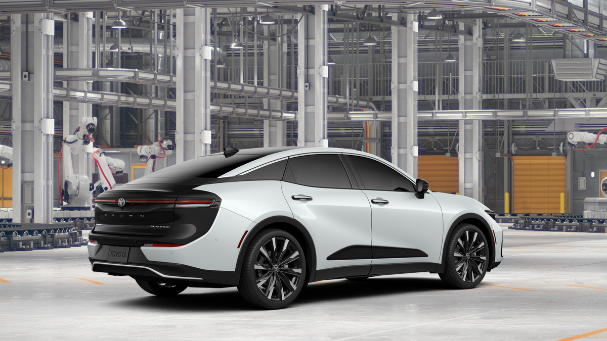 2026 Toyota Crown Platinum photo 10