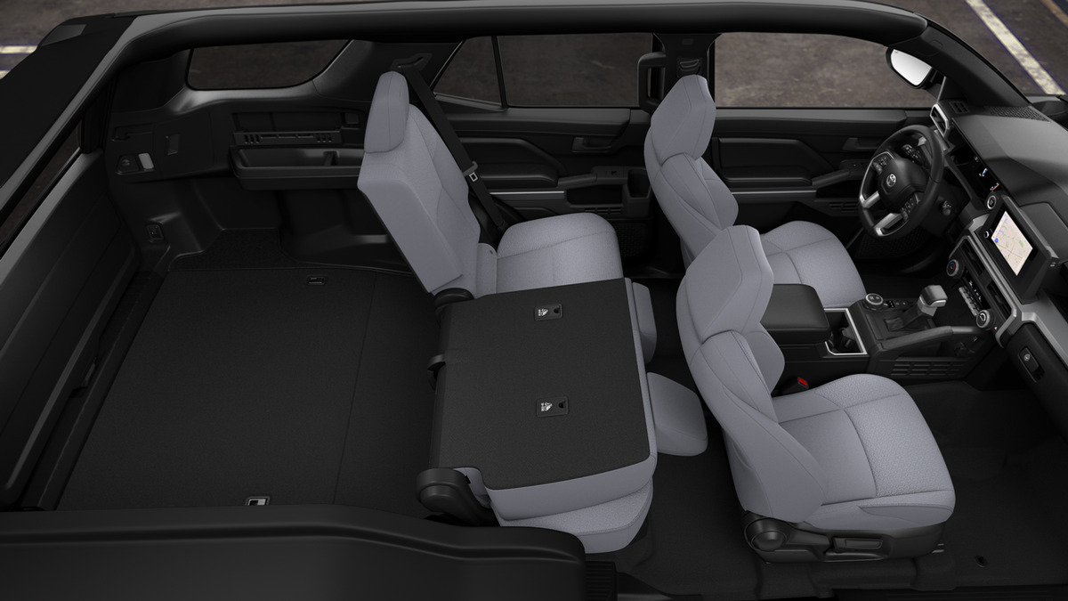 2025 Toyota 4Runner SR5 photo 22