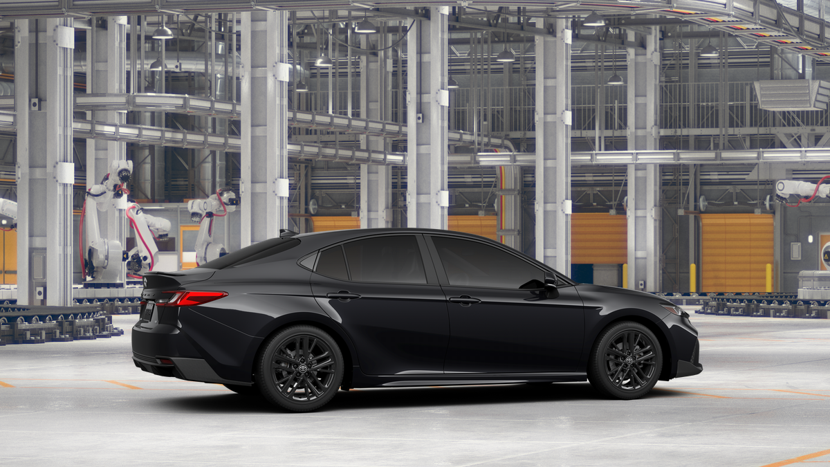2026 Toyota Camry SE photo 9