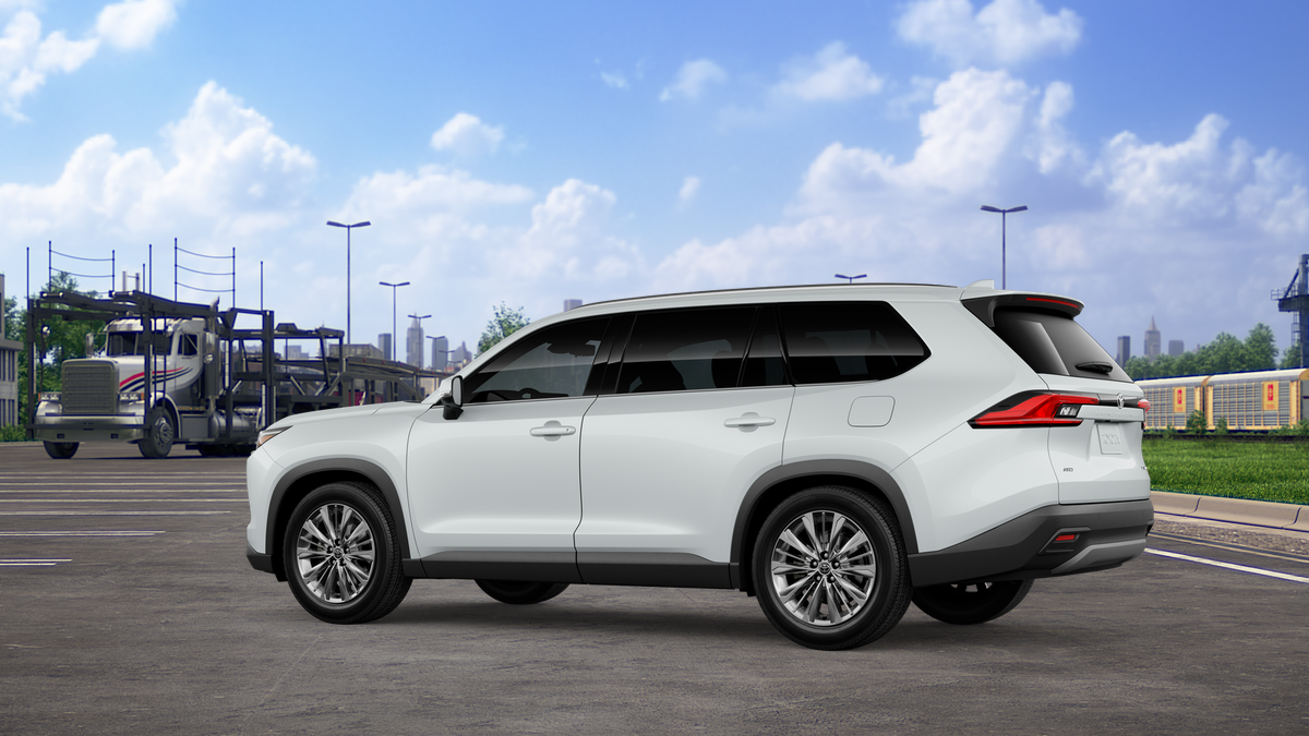 2026 Toyota Grand Highlander Platinum photo 5