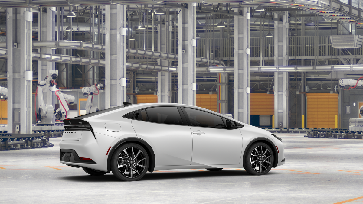 New 2027 Toyota Prius Plug-in Hybrid Sedan