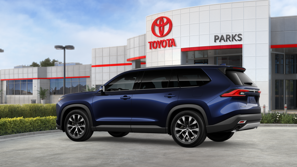 New 2026 Toyota Grand Highlander Hybrid SUV