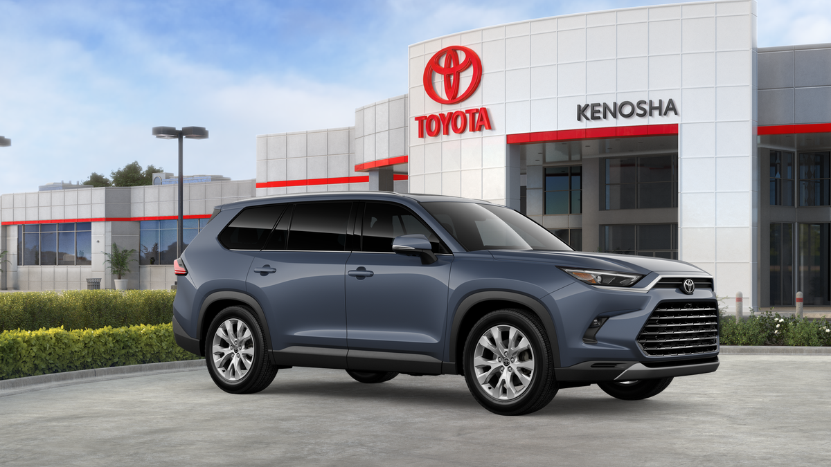 2026 Toyota Grand Highlander Limited photo 3