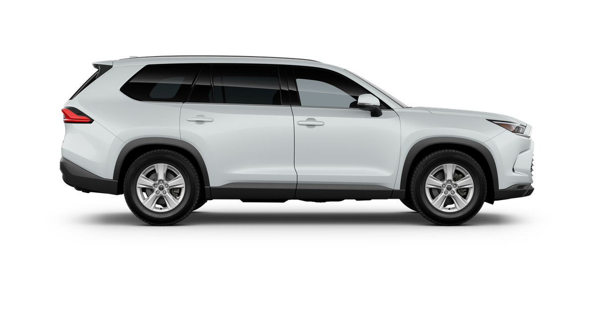 2025 Toyota Grand Highlander LE AWD photo 42