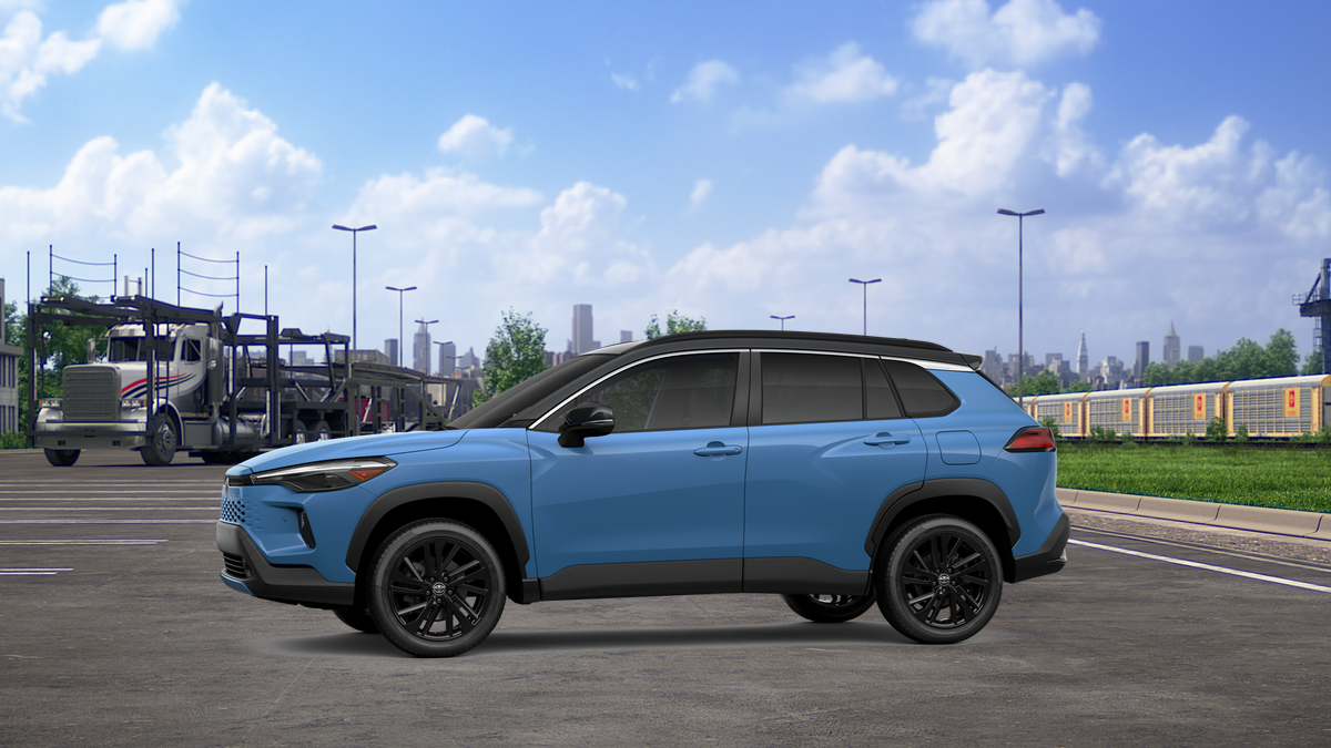 New 2026 Cavalry Blue with Jet Black roof <sup>1</sup> Toyota  XSE image 5