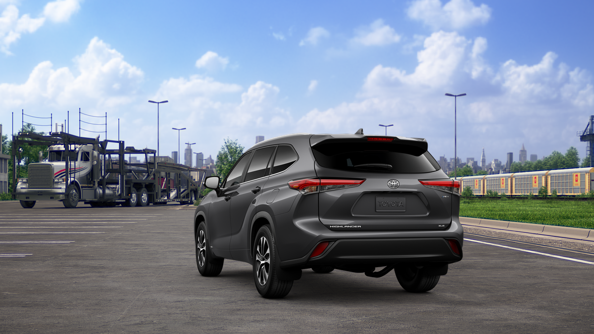 2025 Toyota Highlander Hybrid XLE photo 7