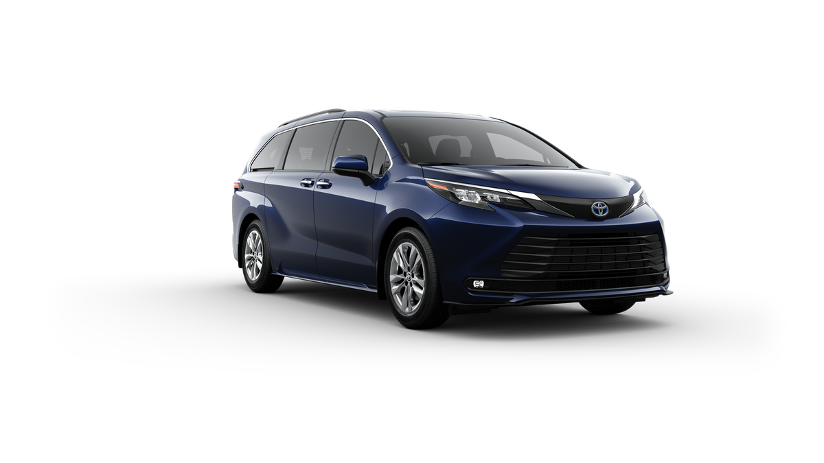 2025 Toyota Sienna XLE photo 29