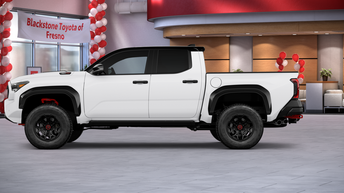 2026 Toyota Tacoma TRD Pro - Photo 7