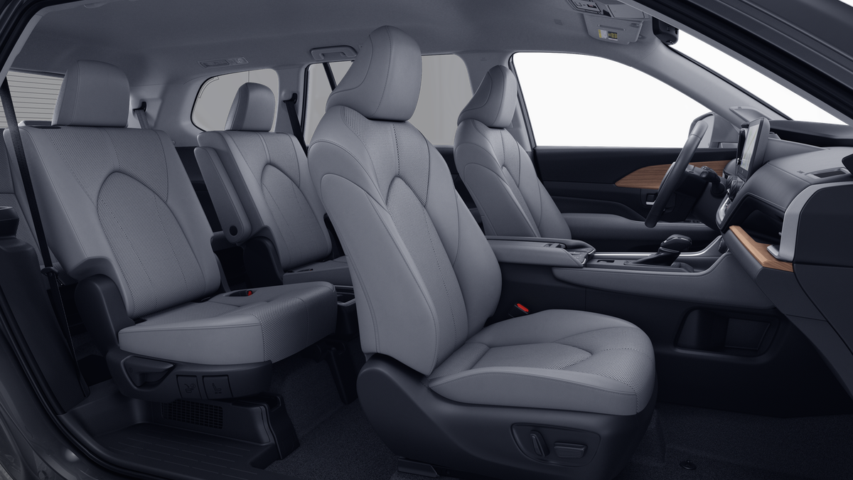 2026 Toyota Highlander Hybrid Limited photo 15
