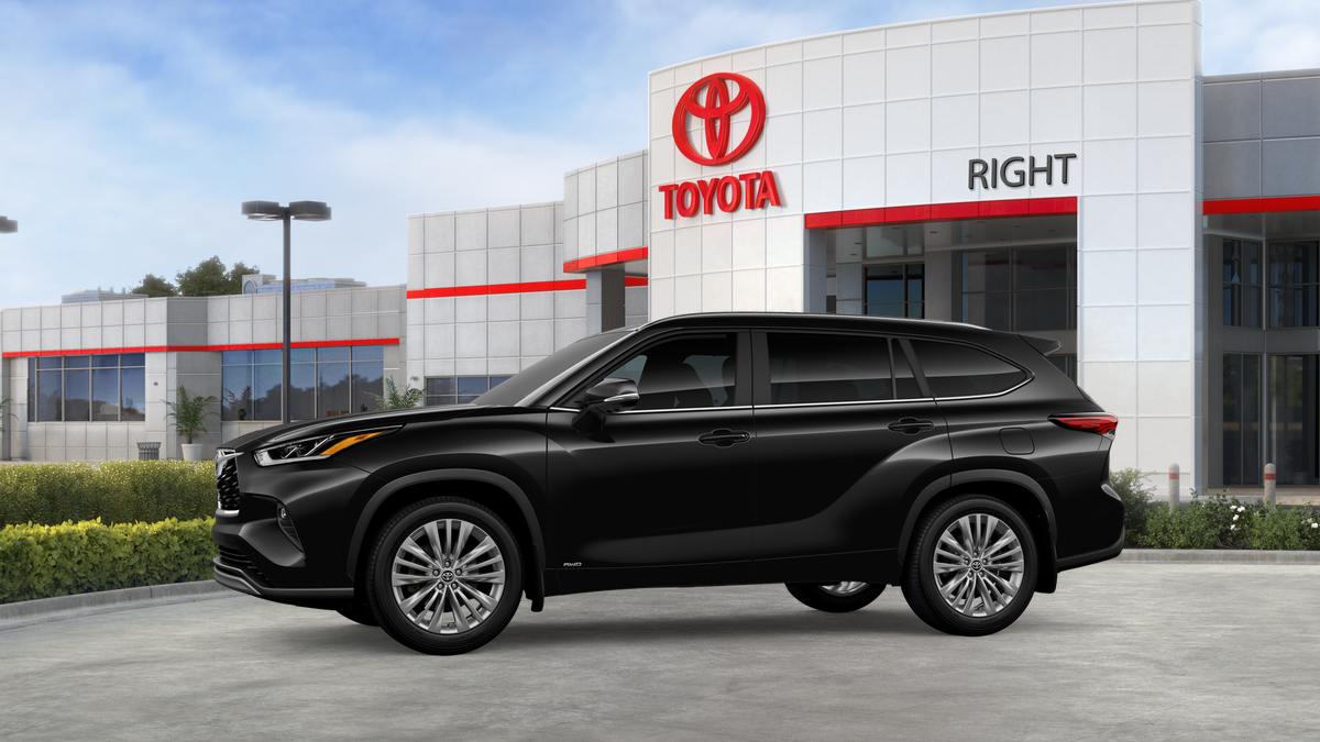 New Midnight Black Metallic 2026 Toyota Highlander Platinum for