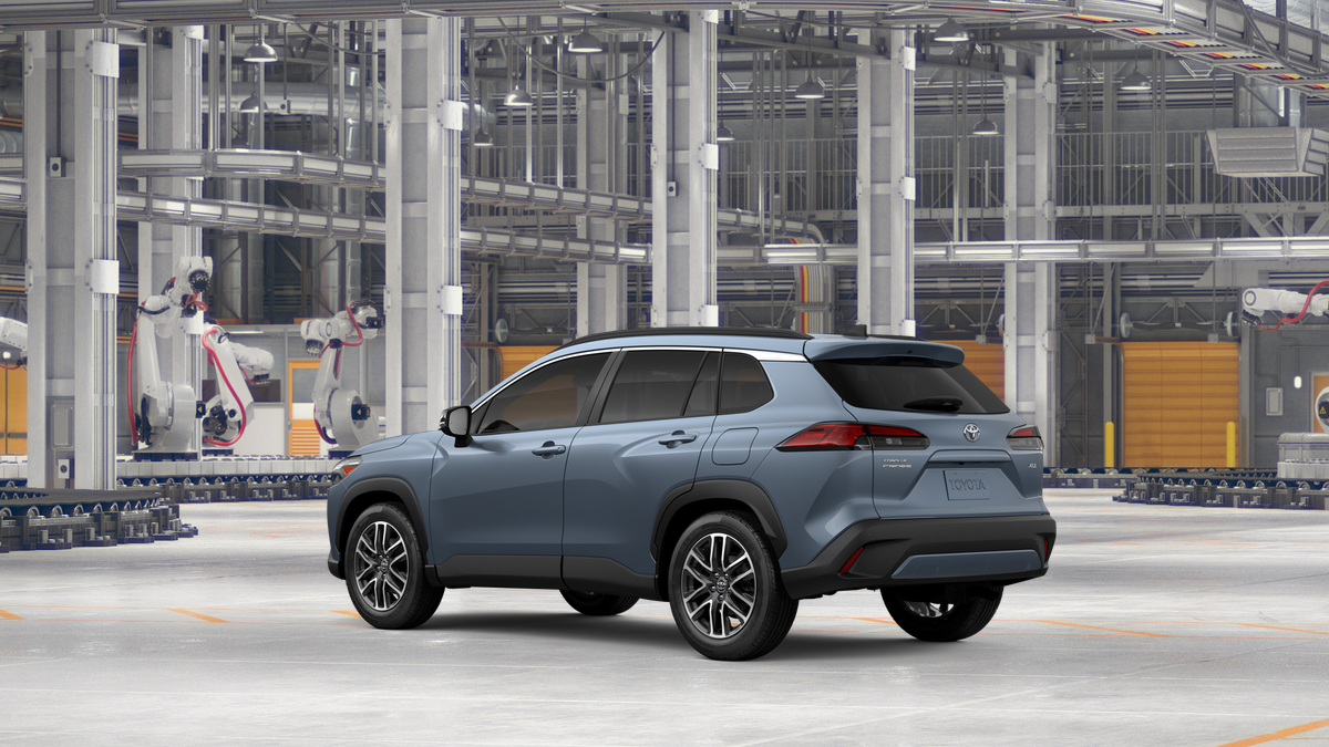 2026 Toyota Corolla Cross XLE photo 3