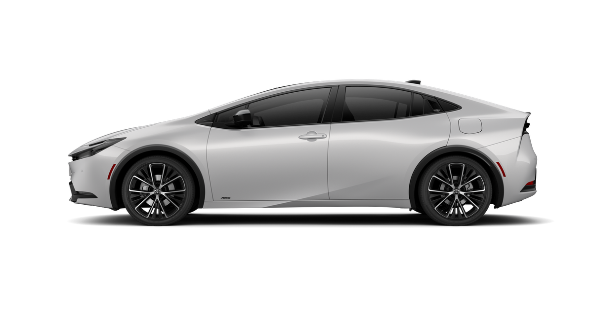 2026 Toyota Prius XLE photo 5