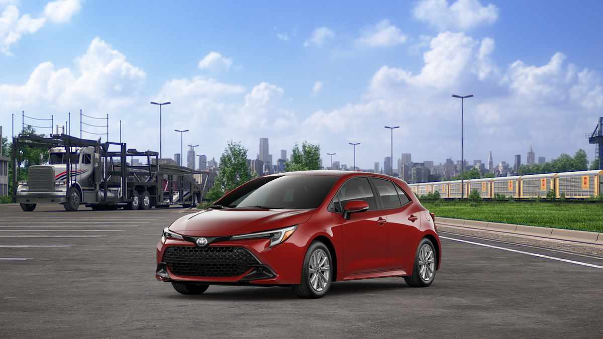 2025 Toyota Corolla Hatchback SE