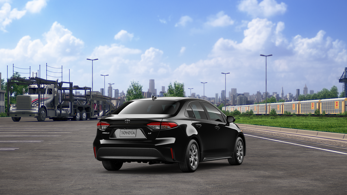 2025 Toyota Corolla LE photo 9