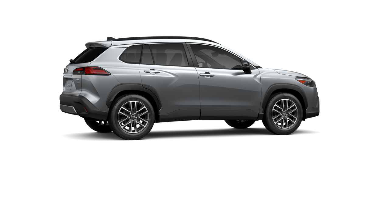 2026 Toyota Corolla Cross XLE photo 12