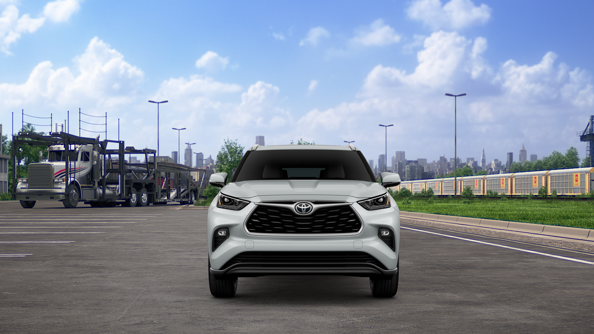 2025 Toyota Highlander Hybrid XLE photo 2
