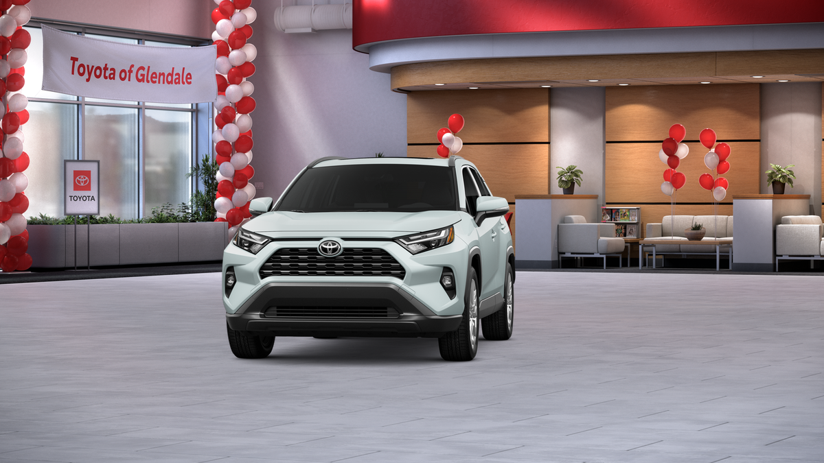 2025 Toyota RAV4 XLE Premium photo 18