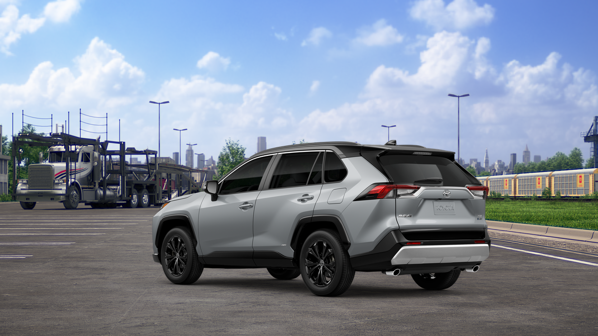 2025 Toyota RAV4 Hybrid XSE photo 6