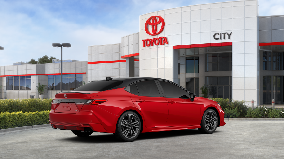 New 2026 Supersonic Red with Midnight Black Metallic roof <sup>1</sup> Toyota  XSE image 39