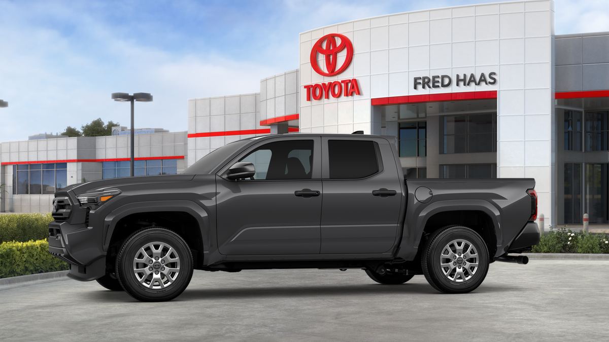 2025 Toyota Tacoma SR Double Cab photo 4