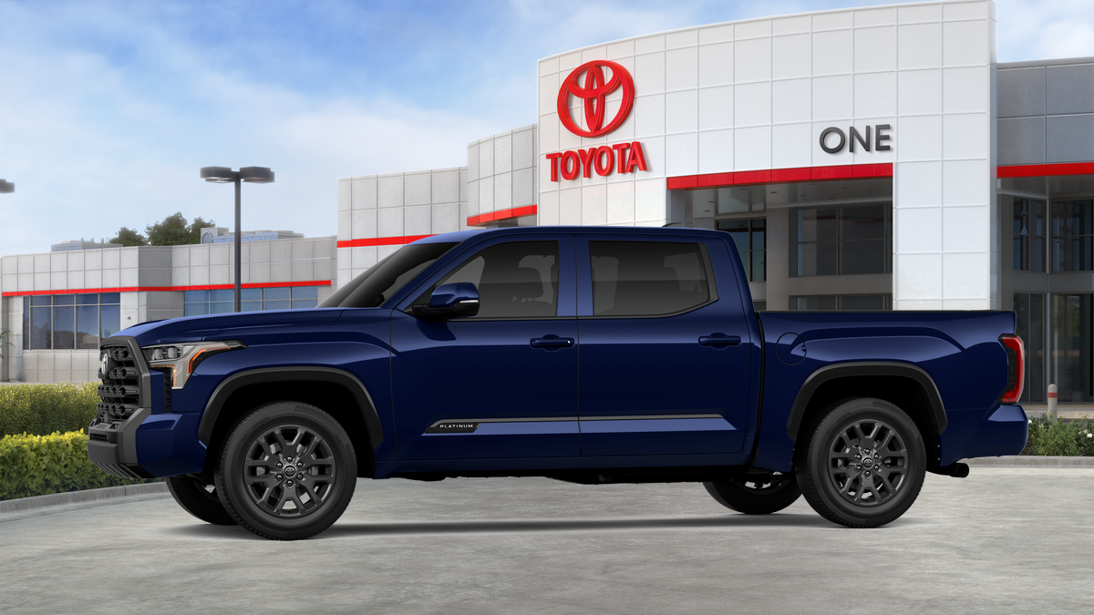 2026 Toyota Tundra Platinum CrewMax photo 3