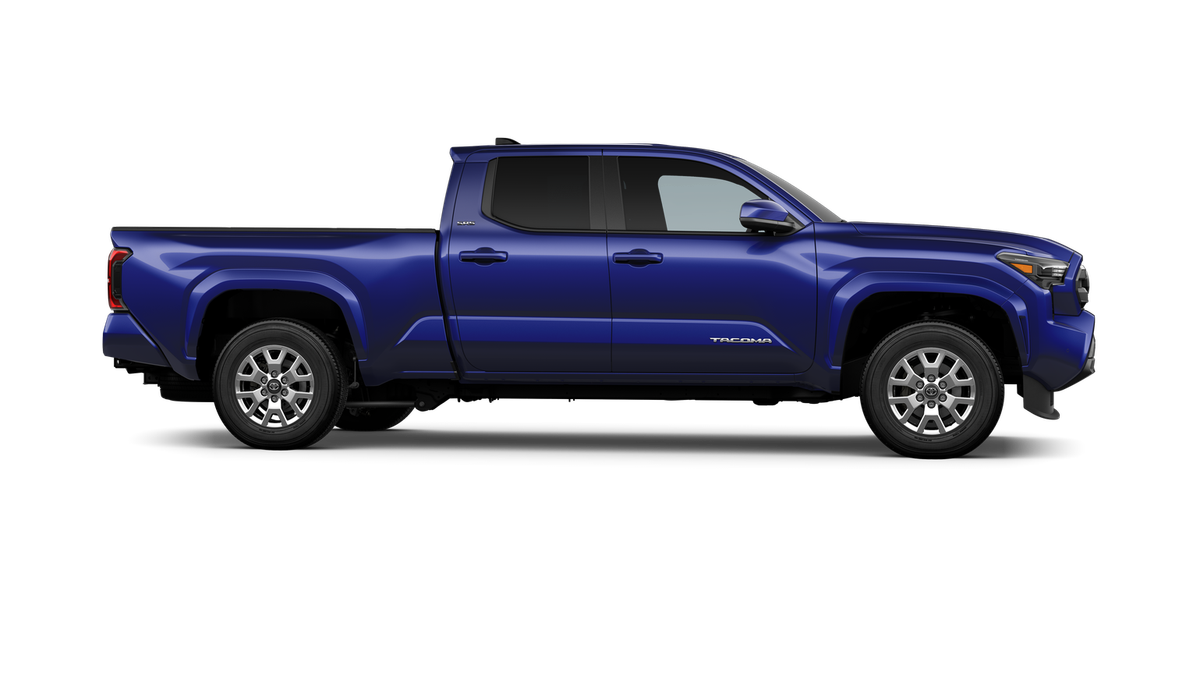 2025 Toyota Tacoma SR5 - Photo 23
