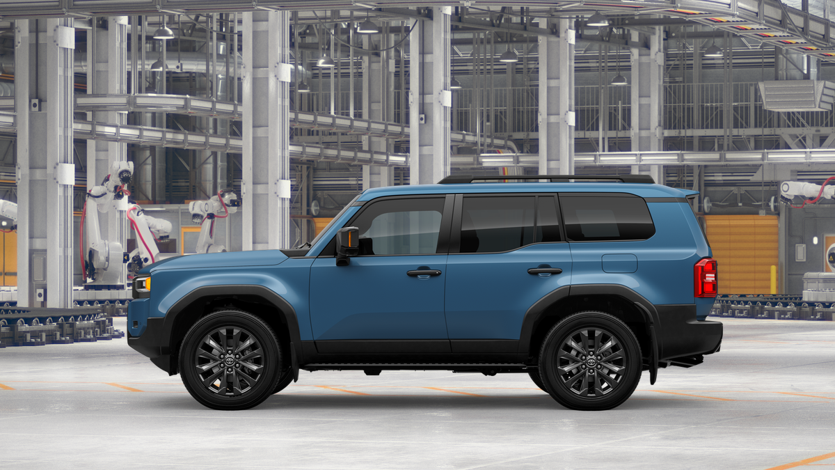 2026 Toyota Land Cruiser photo 2