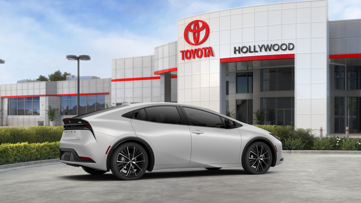 New 2027 Toyota Prius Sedan