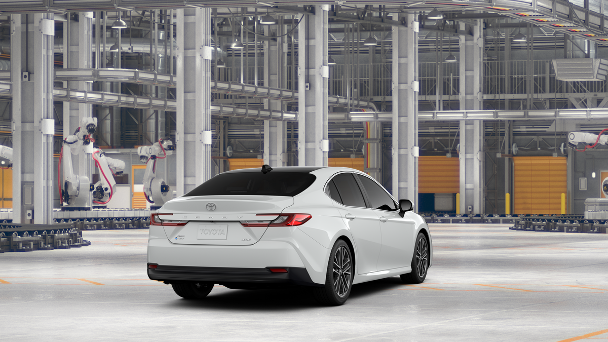 New 2026 Wind Chill Pearl <sup>1</sup> Toyota  XLE AWD image 11