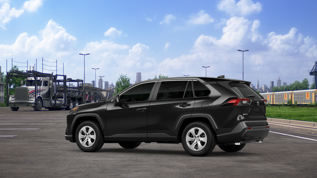 2025 Toyota RAV4 LE photo 5