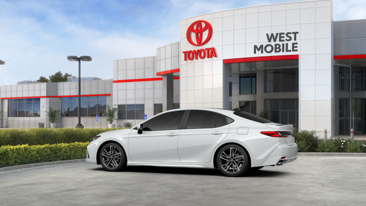New 2027 Wind Chill Pearl <sup>1</sup> Toyota  XSE image 98
