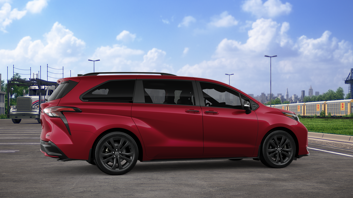 New 2026 Ruby Flare Pearl <sup>1</sup> Toyota  XSE image 13