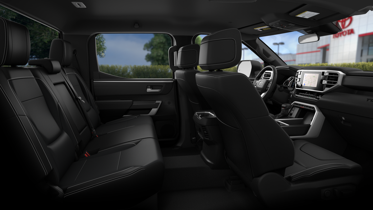 New 2026 Midnight Black Metallic Toyota  SR5 image 33