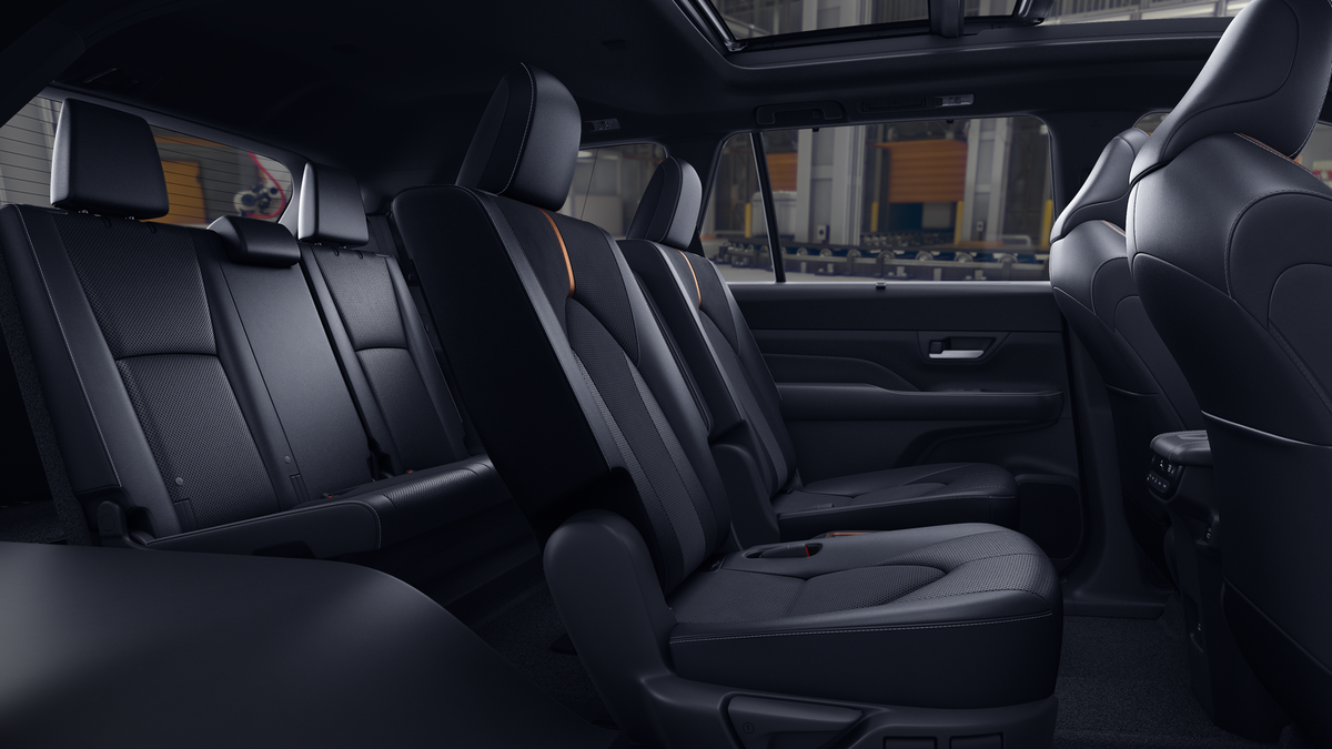 New 2026 Toyota Grand Highlander Hybrid SUV