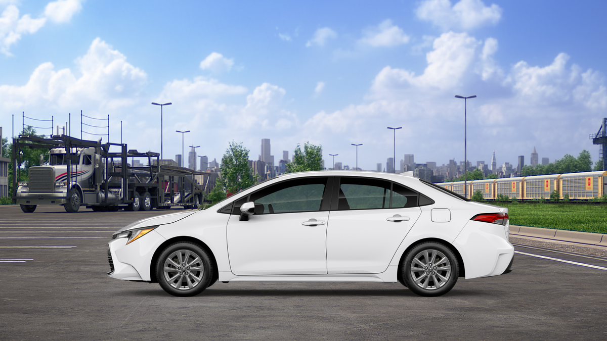2026 Toyota Corolla LE photo 4