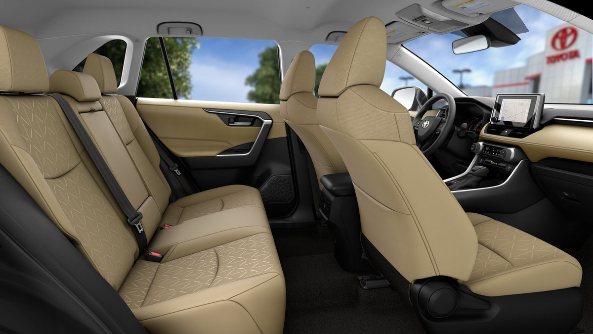 2025 Toyota RAV4 XLE photo 2