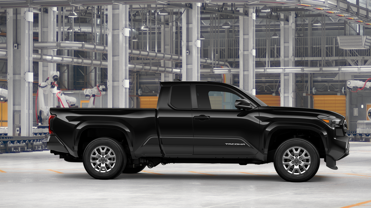2025 Toyota Tacoma SR5 XtraCab photo 15