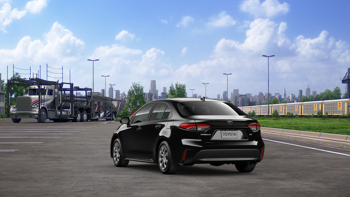 2025 Toyota Corolla LE photo 7