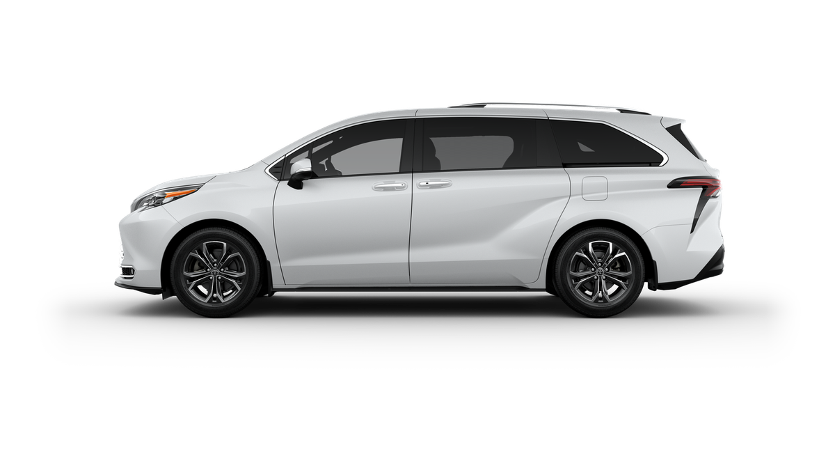 2025 Toyota Sienna Platinum photo 19