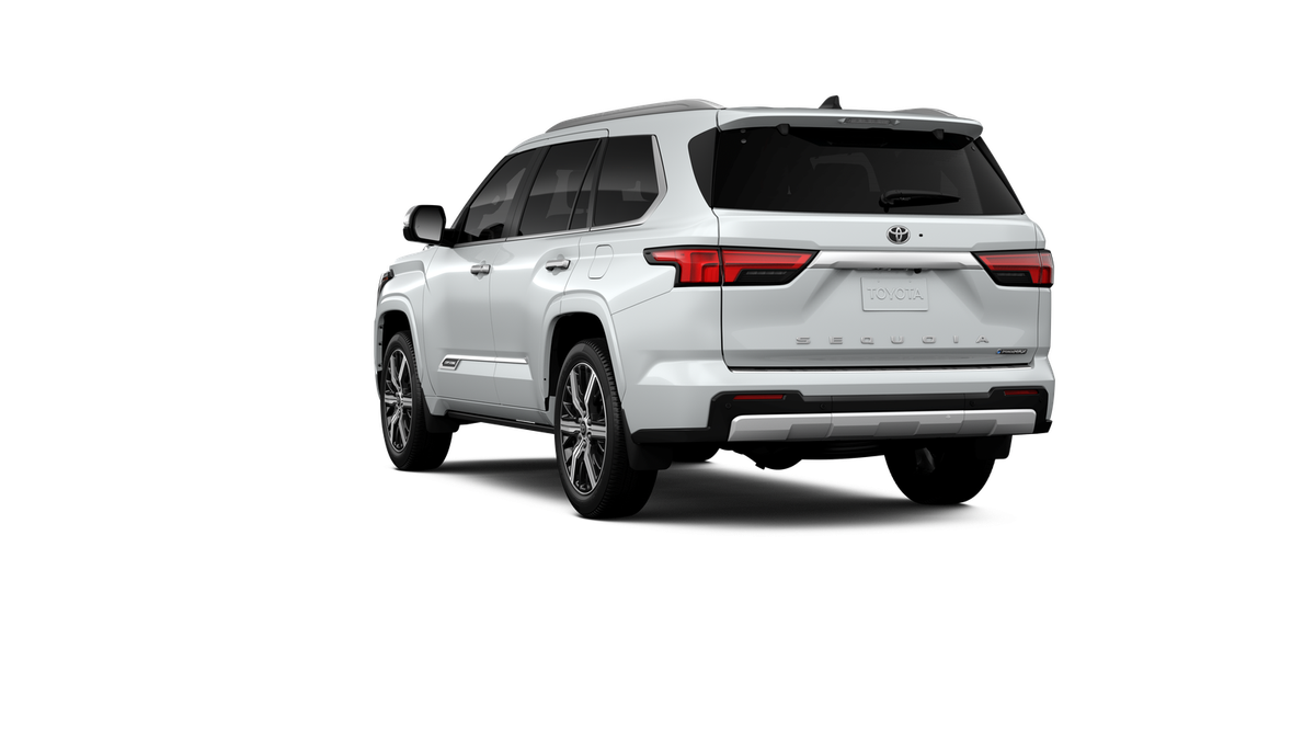New 2026 Wind Chill Pearl <sup>1</sup> Toyota  Capstone image 9