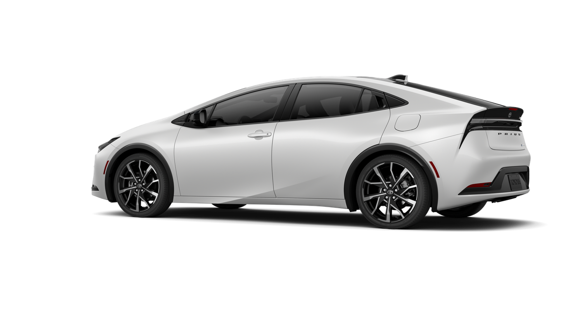 New 2027 Toyota Prius Plug-in Hybrid Sedan
