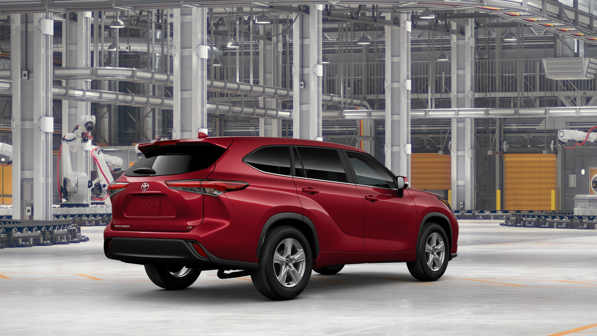 2025 Toyota Highlander LE photo 12