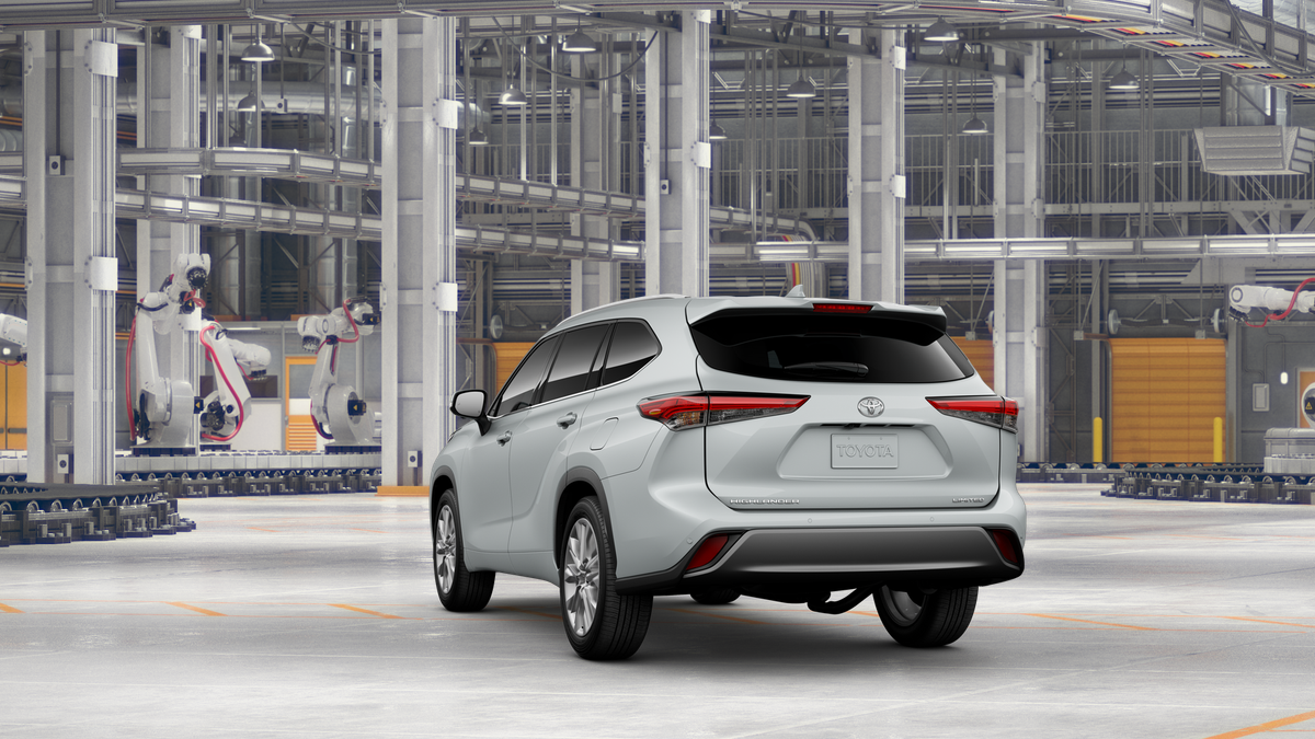 2025 Toyota Highlander Limited photo 3