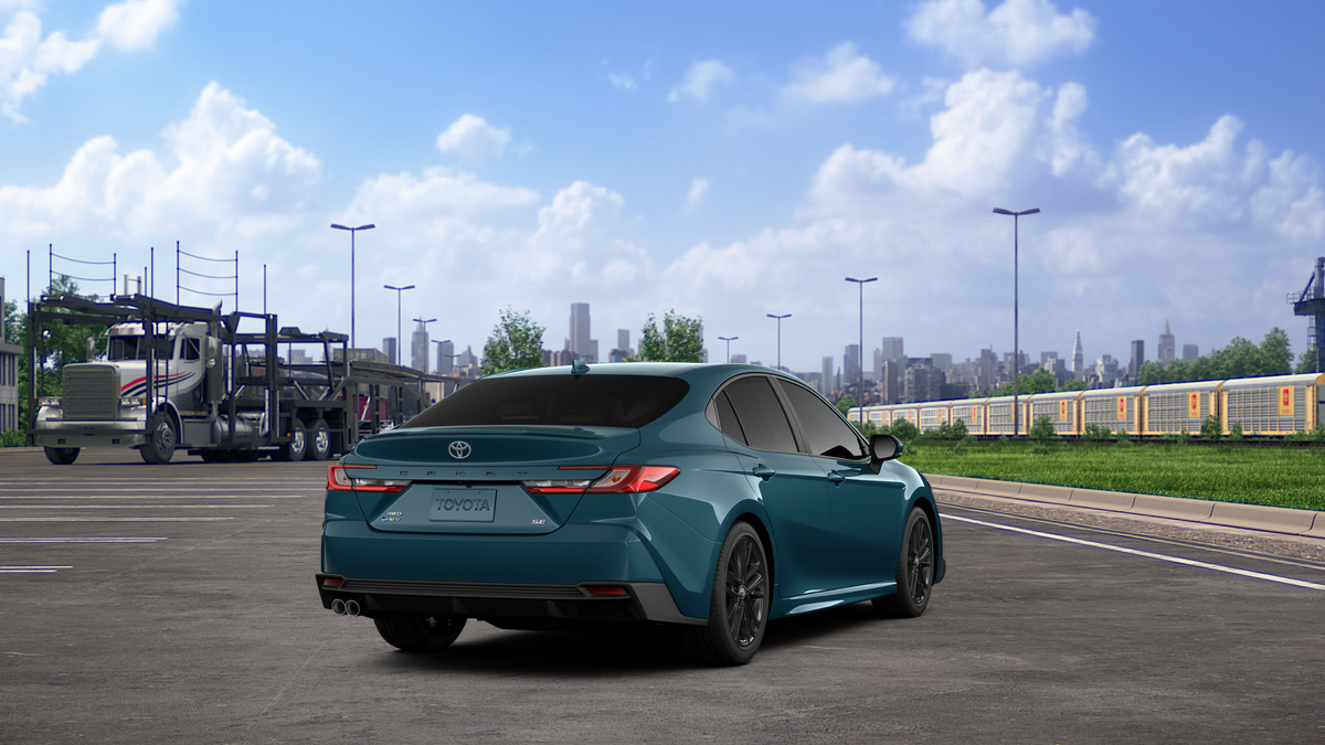 2026 Toyota Camry SE photo 8