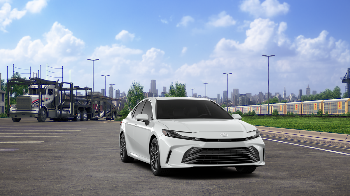 New 2026 Wind Chill Pearl <sup>1</sup> Toyota  XLE AWD image 18