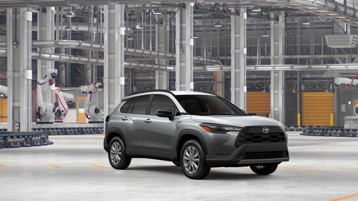 2026 Toyota Corolla Cross LE photo 16