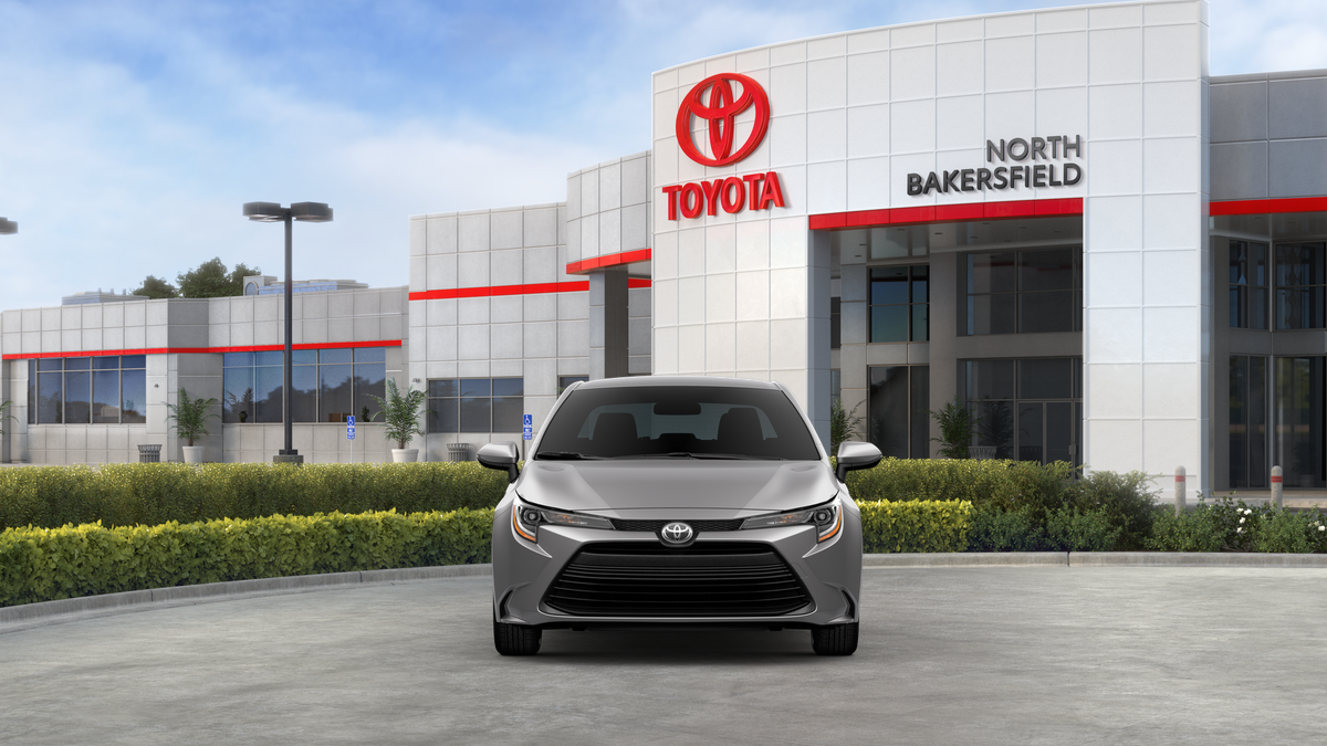 2025 Toyota Corolla LE photo 18